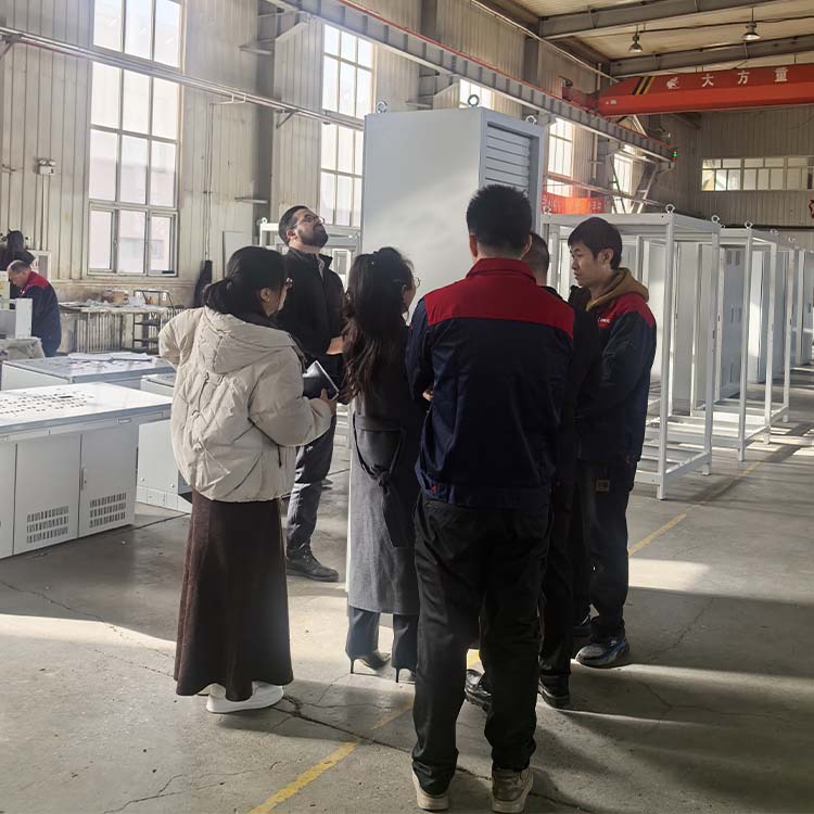 यूके ग्राहक टूर SKYT