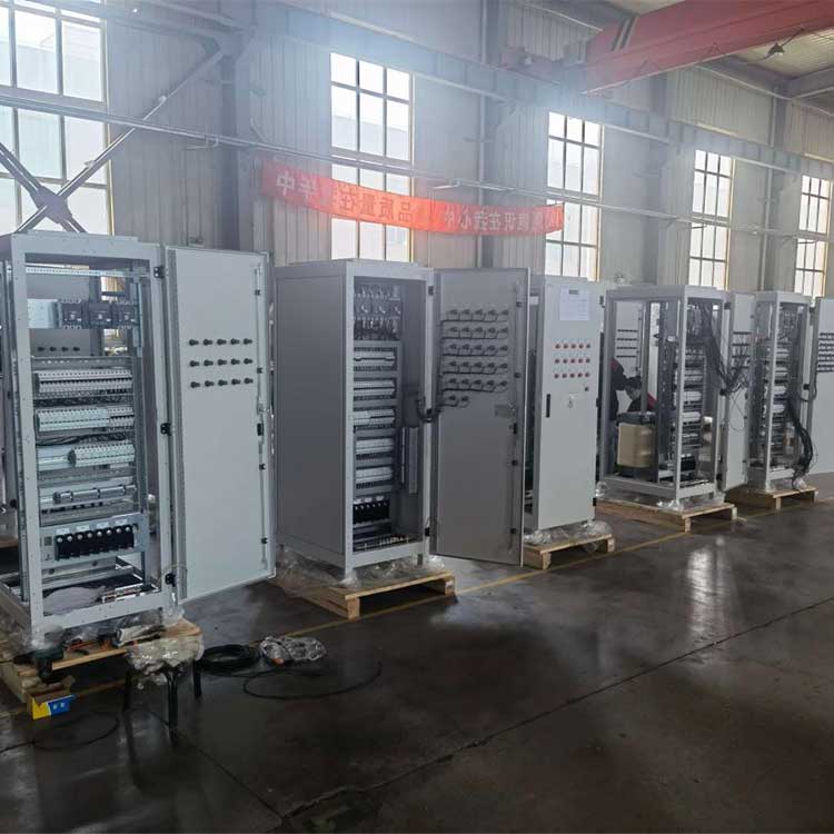 कैबिनेट संरचना घटक के साथ मिलकर गुणवत्तापूर्ण एलवीएसजी पैनल बनाती है